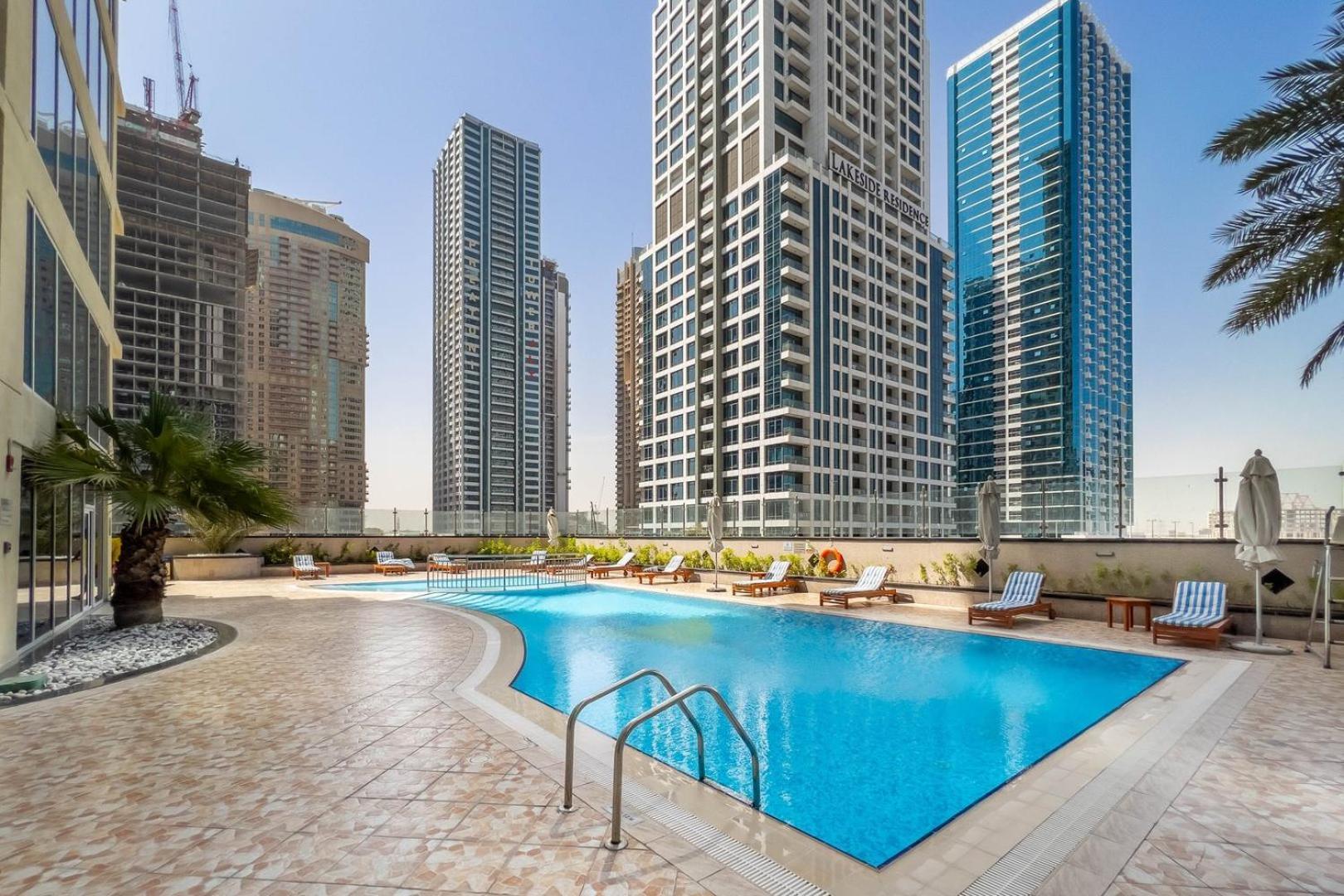 Guestready - Sophisticated Living At Lake View Apartment Dubai Luaran gambar