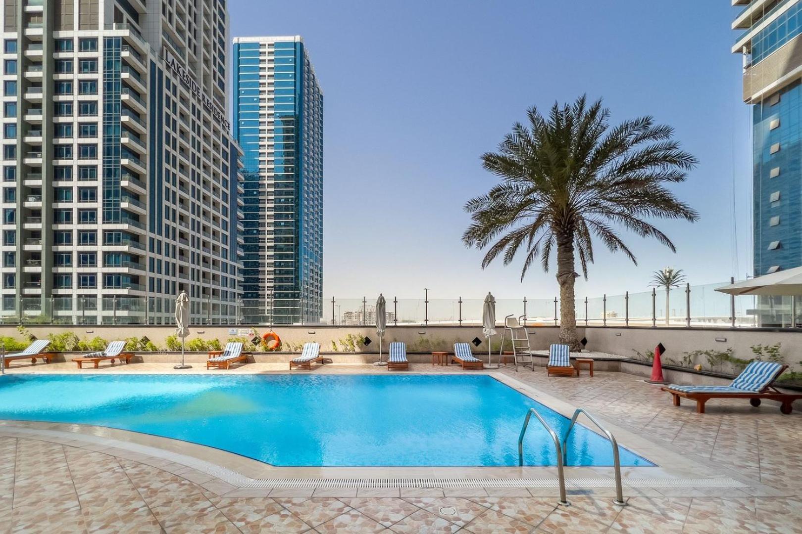 Guestready - Sophisticated Living At Lake View Apartment Dubai Luaran gambar